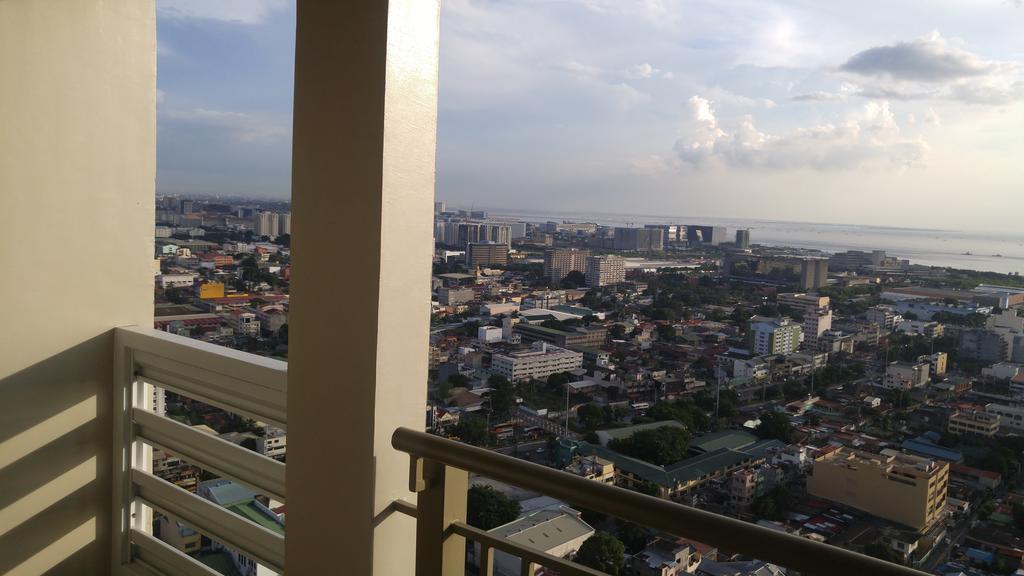 La Verti Residences Sunset View Manila Ngoại thất bức ảnh